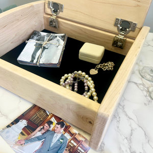 Personalized Wedding Keepsake Box - Wedding Gift Bridal Shower Gift