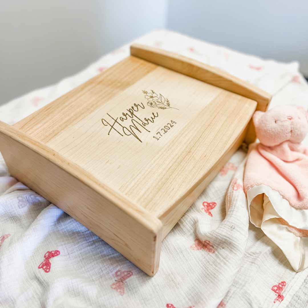 Personalized baby memory 2024 box, Baby keepsake box, Custom engraved wreath with a name