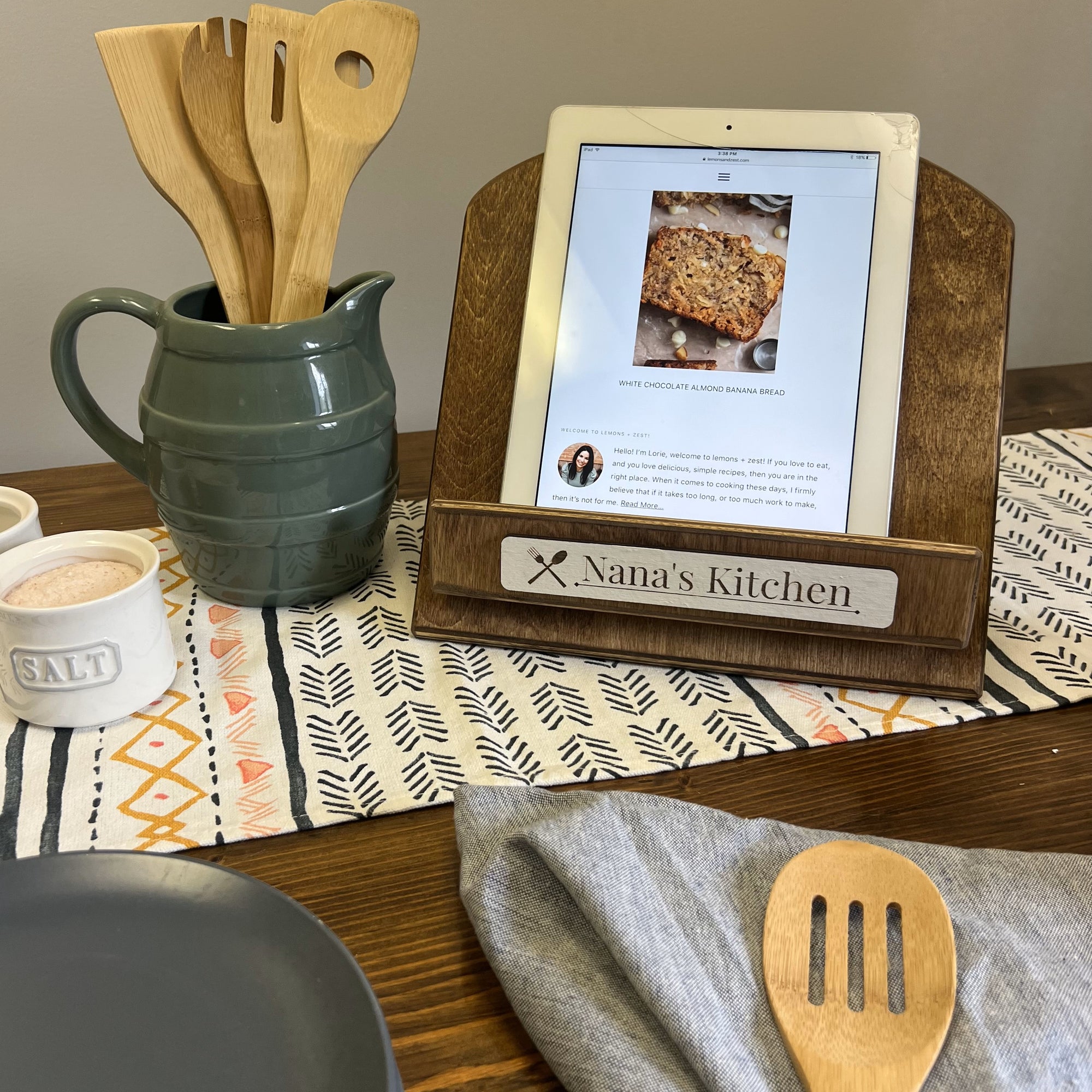 Personalized Cookbook Stand