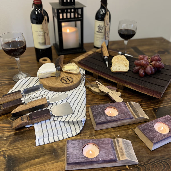 Cozy Couple Wine Gift Set - Pinecone Home