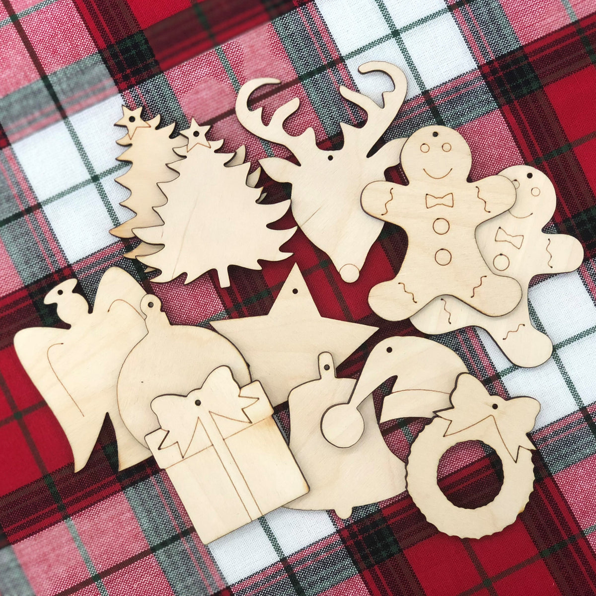 Ready to Paint Christmas Ornament Set